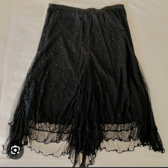 Black Victorian Gothic Lined Lace Twirl Skirt Sz SM Ruffled Hem Pleated Accents - Picture 1 of 10